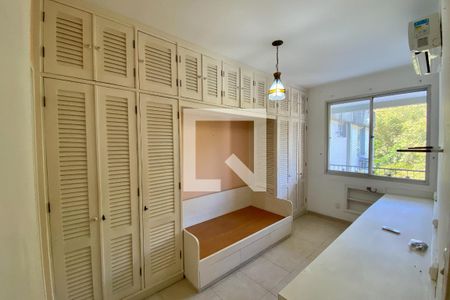 Apartamento à venda com 193m², 3 quartos e 2 vagasQuarto 2 - Suite