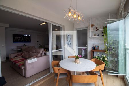 Apartamento à venda com 80m², 2 quartos e 1 vagaTerraço