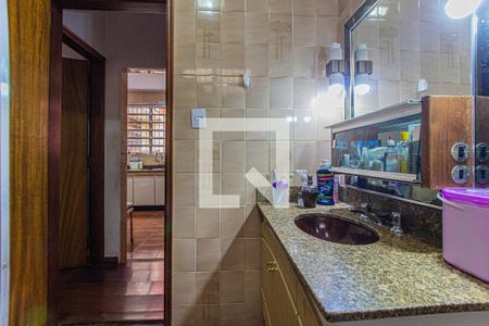 Casa para alugar com 315m², 3 quartos e 4 vagasBanheiro