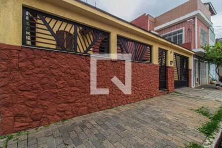 Casa para alugar com 315m², 3 quartos e 4 vagasFachada