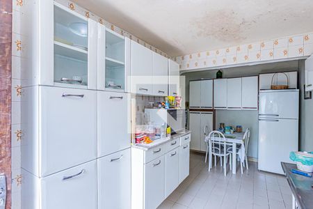 Casa à venda com 202m², 3 quartos e 2 vagasCopa e cozinha