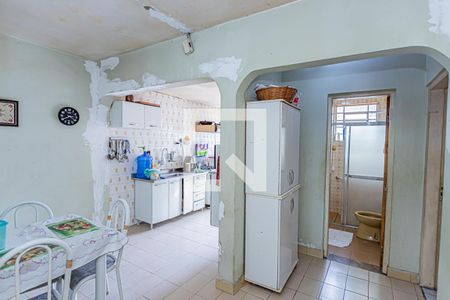 Casa à venda com 202m², 3 quartos e 2 vagasCopa e cozinha