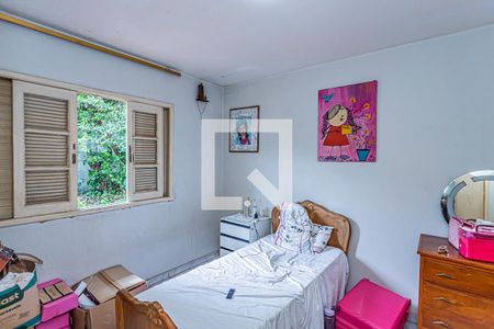 Casa à venda com 202m², 3 quartos e 2 vagasQuarto 2