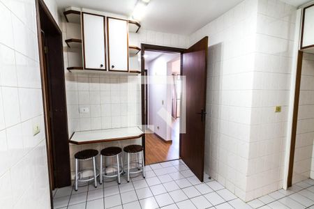 Apartamento para alugar com 74m², 2 quartos e 1 vagaCozinha