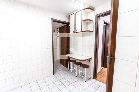 Apartamento para alugar com 74m², 2 quartos e 1 vagaCozinha