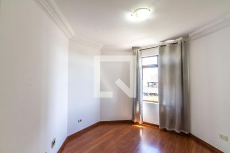 Apartamento para alugar com 74m², 2 quartos e 1 vagaQuarto
