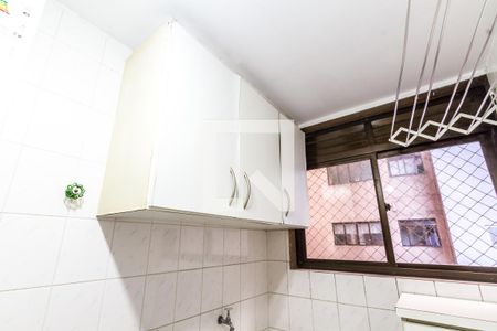 Apartamento para alugar com 74m², 2 quartos e 1 vagaÁrea de Serviço