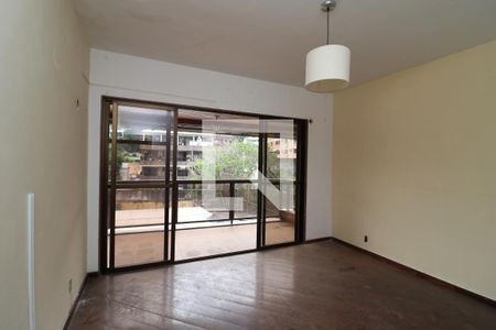 Apartamento à venda com 135m², 3 quartos e 2 vagasSuite