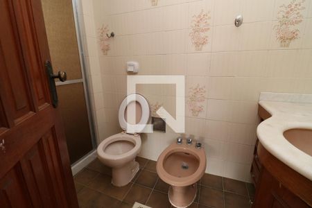 Apartamento à venda com 135m², 3 quartos e 2 vagasBanheiro da Suíte