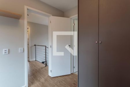 Quarto de apartamento para alugar com 2 quartos, 97m² em Moema, São Paulo