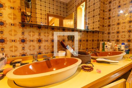 Casa para alugar com 600m², 6 quartos e 5 vagasBanheiro da Suíte 3