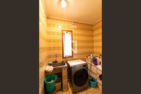 Casa para alugar com 600m², 6 quartos e 5 vagasÁrea de Serviço