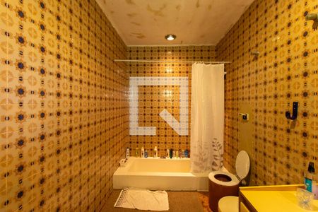 Casa para alugar com 600m², 6 quartos e 5 vagasBanheiro da Suíte 1