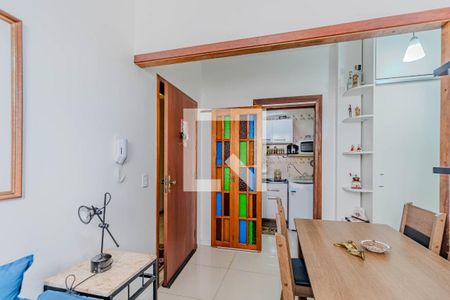 Sala de apartamento para alugar com 1 quarto, 30m² em Centro Histórico, Porto Alegre