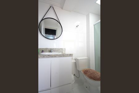 Apartamento à venda com 65m², 2 quartos e 2 vagas Apartamento à venda com 65m², 2 quartos e 2 vagasBanheiro da Suíte