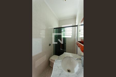 Casa à venda com 99m², 3 quartos e 5 vagasBanheiro da Suíte