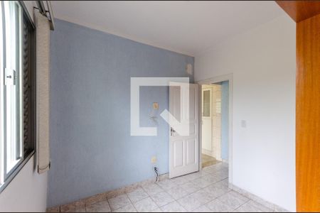 Casa à venda com 99m², 3 quartos e 5 vagasQuarto 2