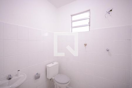 Casa à venda com 72m², 2 quartos e 1 vaga Casa à venda com 72m², 2 quartos e 1 vagaBanheiro