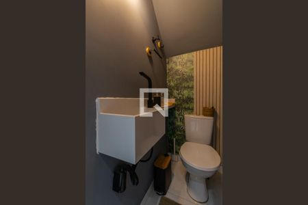 Casa à venda com 85m², 2 quartos e 2 vagasLavabo