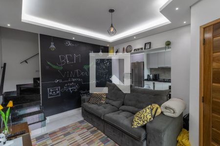 Casa à venda com 85m², 2 quartos e 2 vagasSala e Cozinha