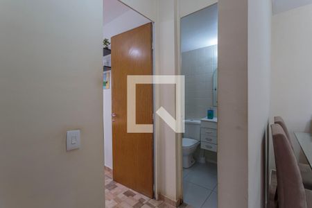 Corredor de apartamento à venda com 2 quartos, 56m² em Vila Olímpia, São Paulo