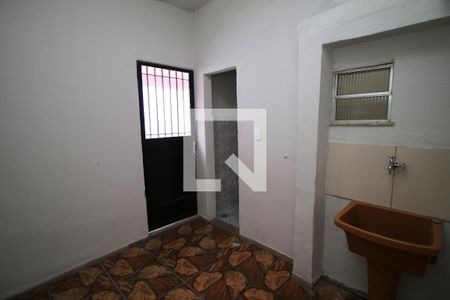 Casa para alugar com 33m², 1 quarto e sem vagaÁrea de Serviço
