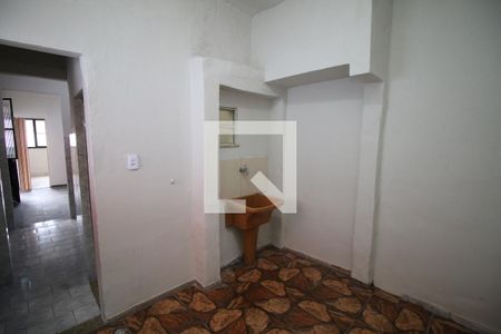 Casa para alugar com 33m², 1 quarto e sem vagaÁrea de Serviço