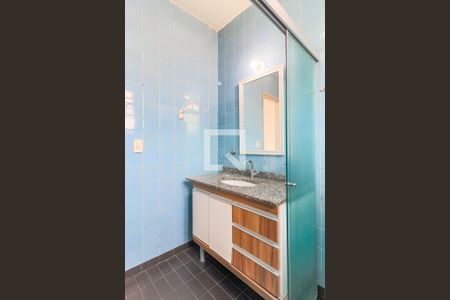 Casa à venda com 100m², 2 quartos e 1 vaga Casa à venda com 100m², 2 quartos e 1 vagaBanheiro