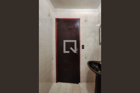 Casa à venda com 164m², 3 quartos e 2 vagas Casa à venda com 164m², 3 quartos e 2 vagasLavabo