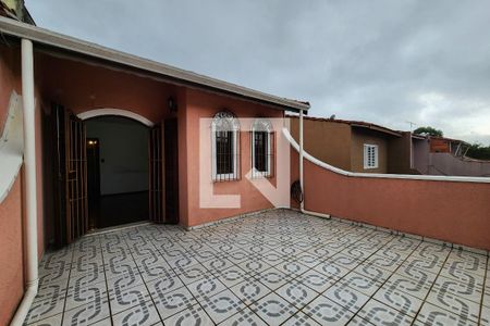 Casa à venda com 164m², 3 quartos e 2 vagas Casa à venda com 164m², 3 quartos e 2 vagasVaranda da Suíte