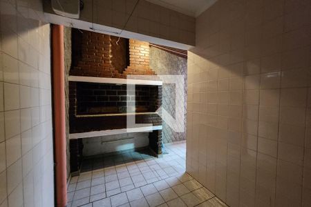 Casa à venda com 164m², 3 quartos e 2 vagas Casa à venda com 164m², 3 quartos e 2 vagasÁrea de Serviço