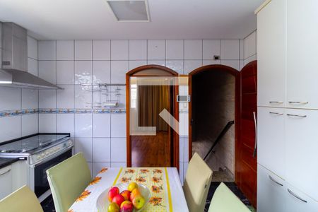 Casa para alugar com 80m², 3 quartos e 2 vagas Casa para alugar com 80m², 3 quartos e 2 vagasCozinha