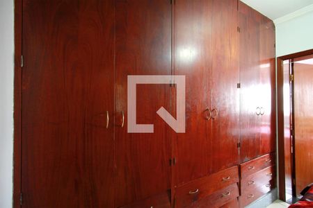 Casa à venda com 190m², 4 quartos e 1 vagaCorredor