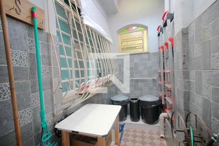 Casa à venda com 190m², 4 quartos e 1 vagaVaranda lateral