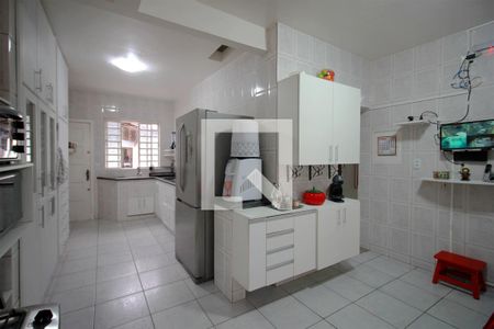 Casa à venda com 190m², 4 quartos e 1 vagaCozinha