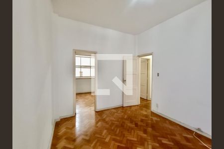 Apartamento para alugar com 108m², 3 quartos e sem vaga Apartamento para alugar com 108m², 3 quartos e sem vagaQuarto 2