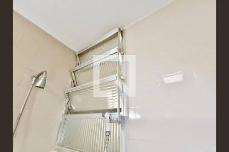 Apartamento para alugar com 108m², 3 quartos e sem vaga Apartamento para alugar com 108m², 3 quartos e sem vagaBanheiro social