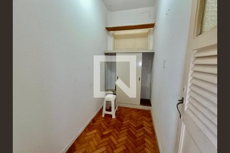 Apartamento para alugar com 108m², 3 quartos e sem vaga Apartamento para alugar com 108m², 3 quartos e sem vagaQuarto serviço