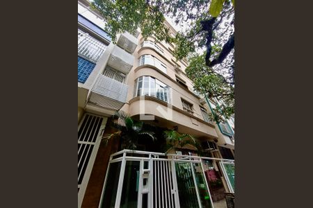 Apartamento para alugar com 108m², 3 quartos e sem vaga Apartamento para alugar com 108m², 3 quartos e sem vagaFachada com cartaz QA