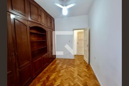 Apartamento para alugar com 108m², 3 quartos e sem vaga Apartamento para alugar com 108m², 3 quartos e sem vagaQuarto 1