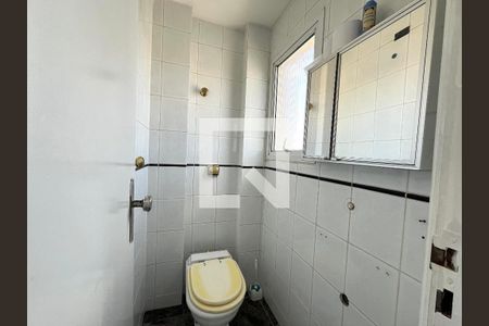 Apartamento à venda com 73m², 2 quartos e 1 vaga Apartamento à venda com 73m², 2 quartos e 1 vagaBanheiro de serviço