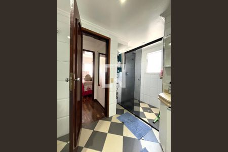 Apartamento à venda com 73m², 2 quartos e 1 vaga Apartamento à venda com 73m², 2 quartos e 1 vagaBanheiro
