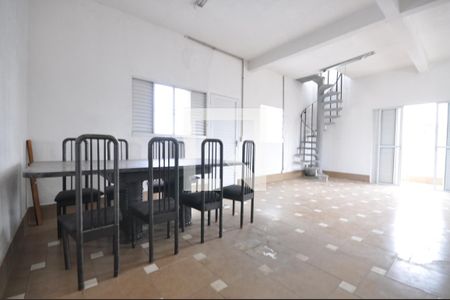 Sala de casa à venda com 4 quartos, 500m² em Parque Edu Chaves, São Paulo