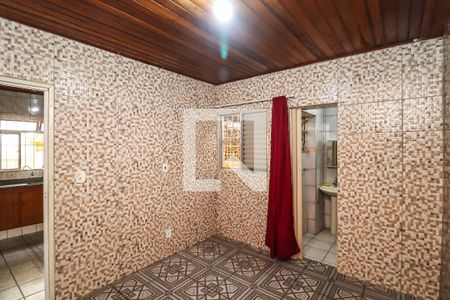 Casa para alugar com 101m², 2 quartos e 2 vagasSuíte 1