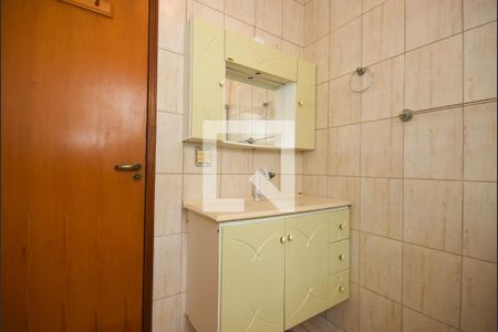 Casa à venda com 230m², 3 quartos e 2 vagas Casa à venda com 230m², 3 quartos e 2 vagasBanheiro