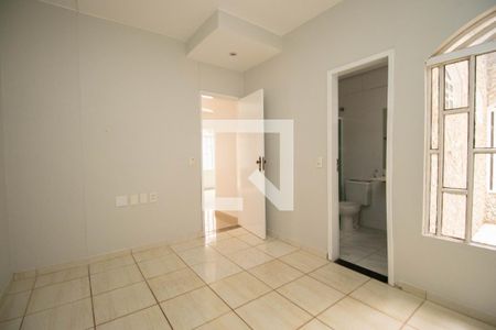Casa para alugar com 222m², 3 quartos e 6 vagasSuíte 1