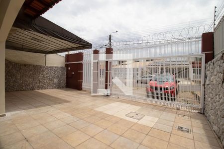 Casa para alugar com 222m², 3 quartos e 6 vagasGaragem