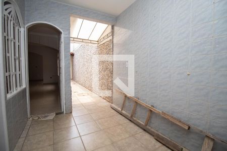 Casa para alugar com 222m², 3 quartos e 6 vagasCorredor