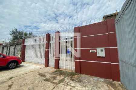 Casa para alugar com 222m², 3 quartos e 6 vagasFachada