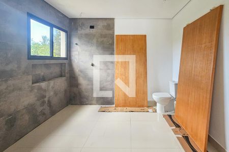 Casa de condomínio para alugar com 285m², 4 quartos e 4 vagasbanheiro da Suíte 4